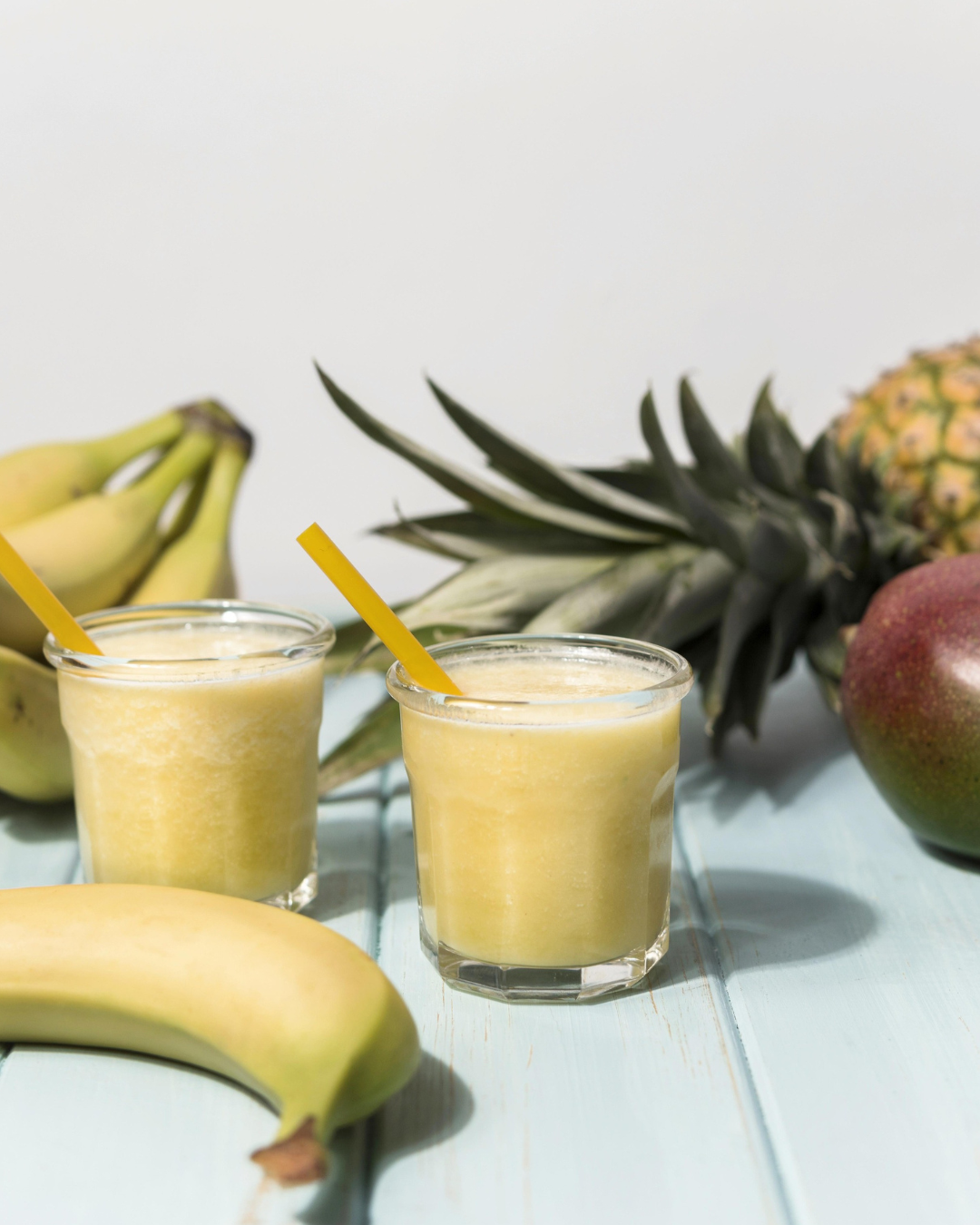 Banana–Pineapple–Avocado Smoothie